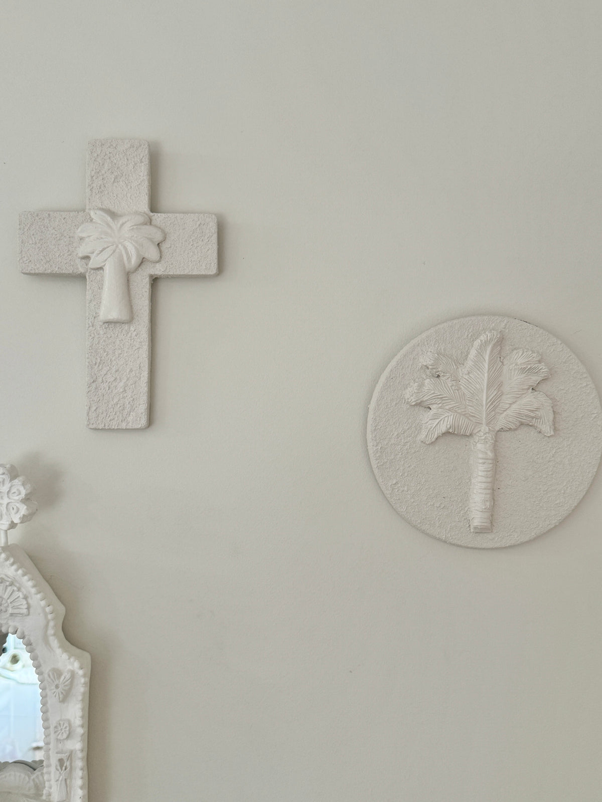 Wall Tile - White Palm - Large Cross